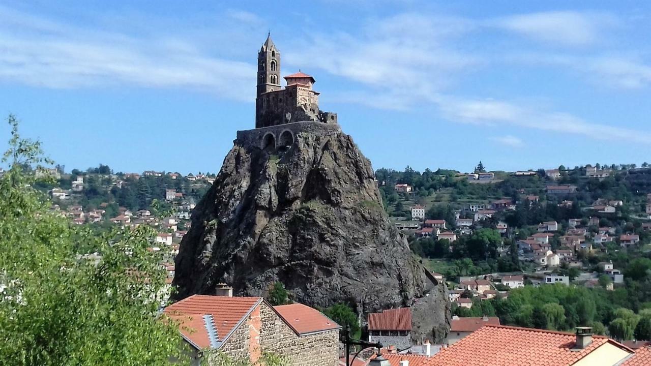 Le Petit Dyke Apartment Le Puy-en-Velay Ngoại thất bức ảnh