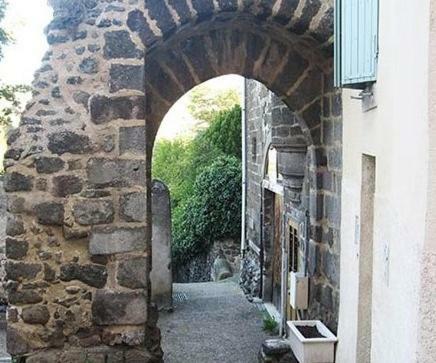 Le Petit Dyke Apartment Le Puy-en-Velay Ngoại thất bức ảnh