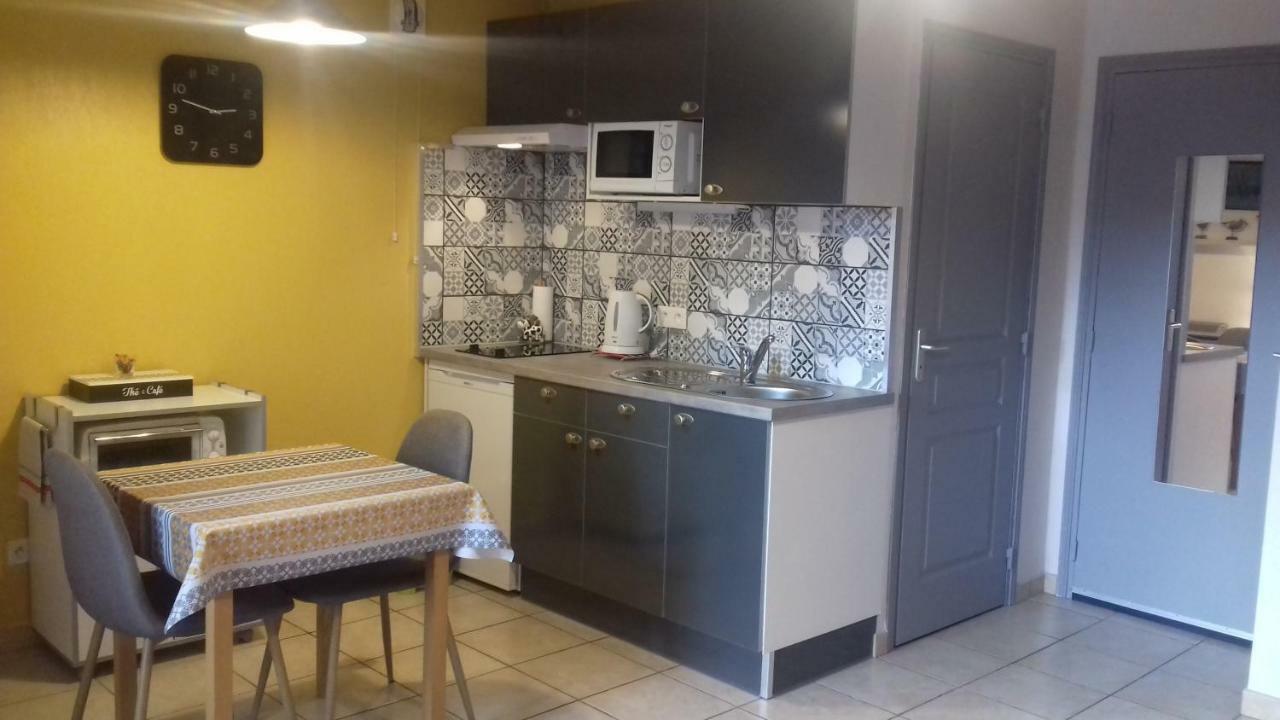 Le Petit Dyke Apartment Le Puy-en-Velay Ngoại thất bức ảnh